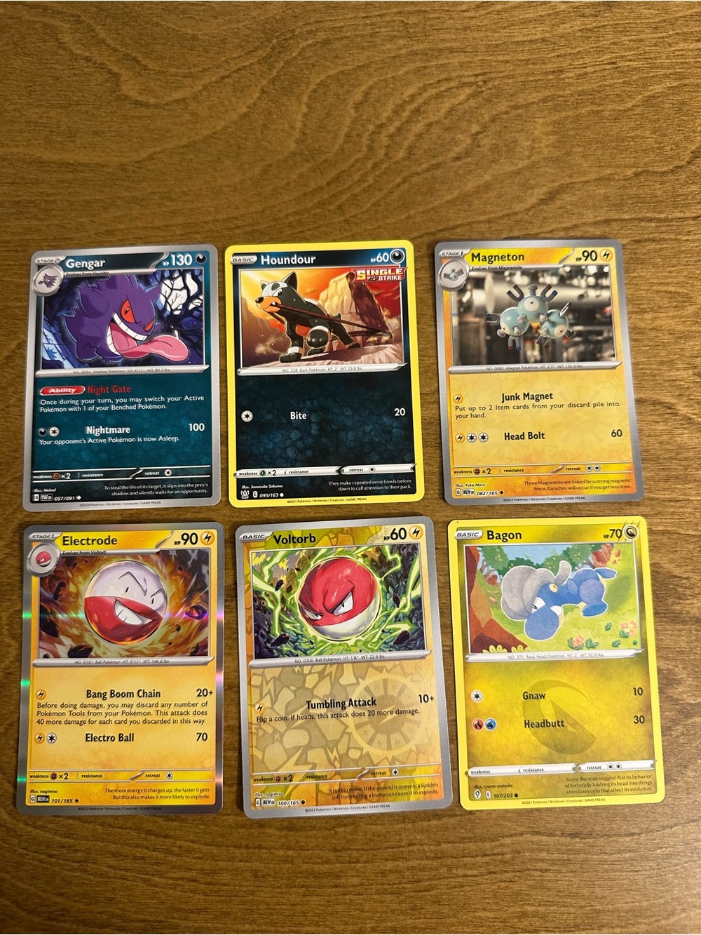 Lot of 6 Pokemon Cards